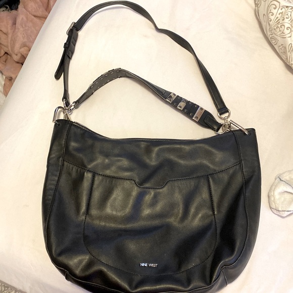 Nine West Handbags - Nine West Black leather purse